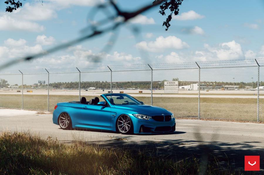  BMW M4 Convertible on Vossen Wheels (HF-3) 2019 года  (фото 7 из 14)
